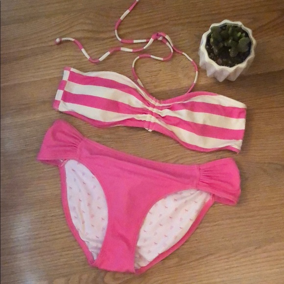 PINK Victoria's Secret Other - 💕 3/$30 PINK Victoria’s Secret Pink/White Bikini